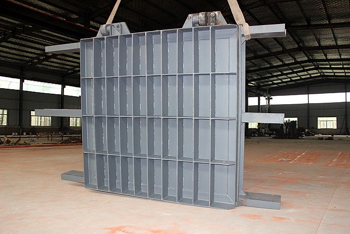 我們?cè)诎惭b防水密閉門時(shí)要注意這些安全技術(shù)措施